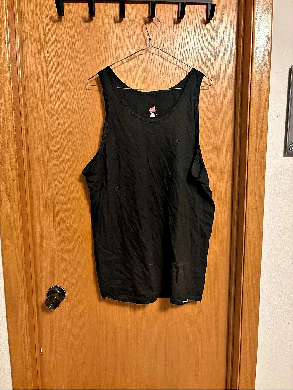 Hanes Black Cotton Men’s Tank Size Large